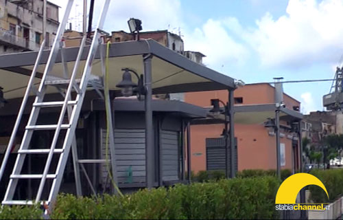 Castellammare - Forte pioggia, lo chalet non regge